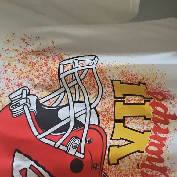 Gildan Lightweight White Tee with Red and Yellow KC Chiefs Graphics - Picture 4 of 11